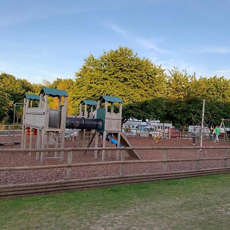 Norfolk Caravan Staycation Pet Friendly Belton with Browston Luaran gambar