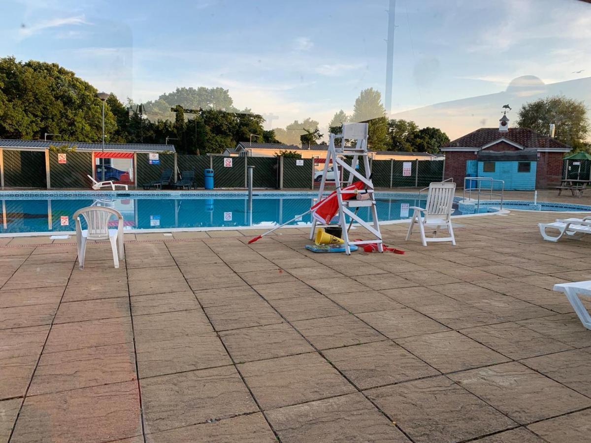 Norfolk Caravan Staycation Pet Friendly Belton with Browston Luaran gambar