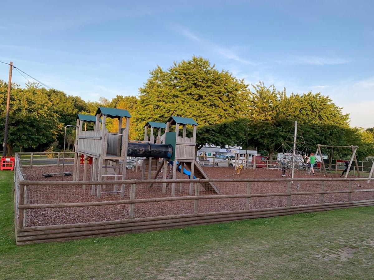 Norfolk Caravan Staycation Pet Friendly Belton with Browston Luaran gambar
